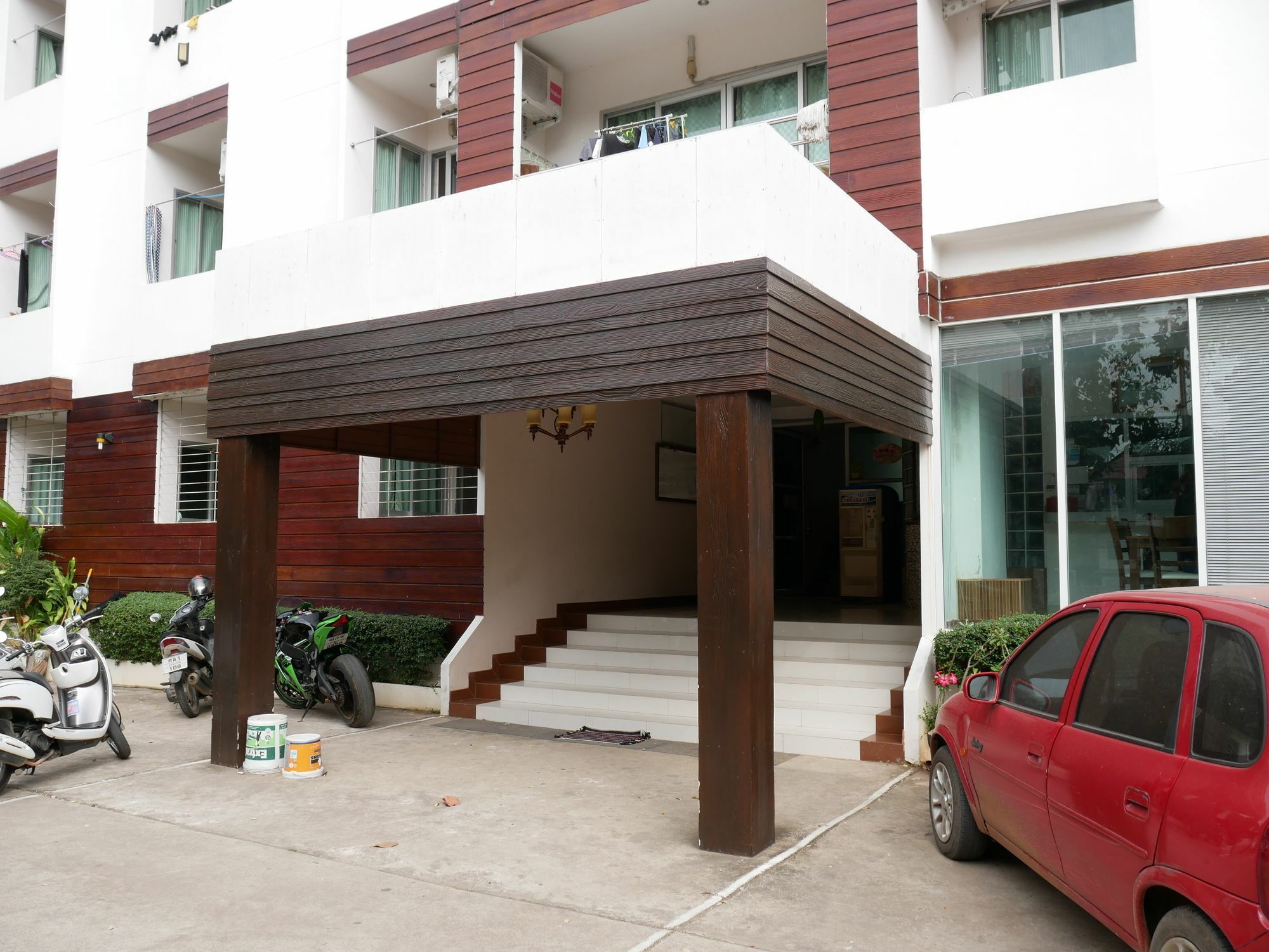 Siriwan Grand Garden Apartment コーンケーン エクステリア 写真